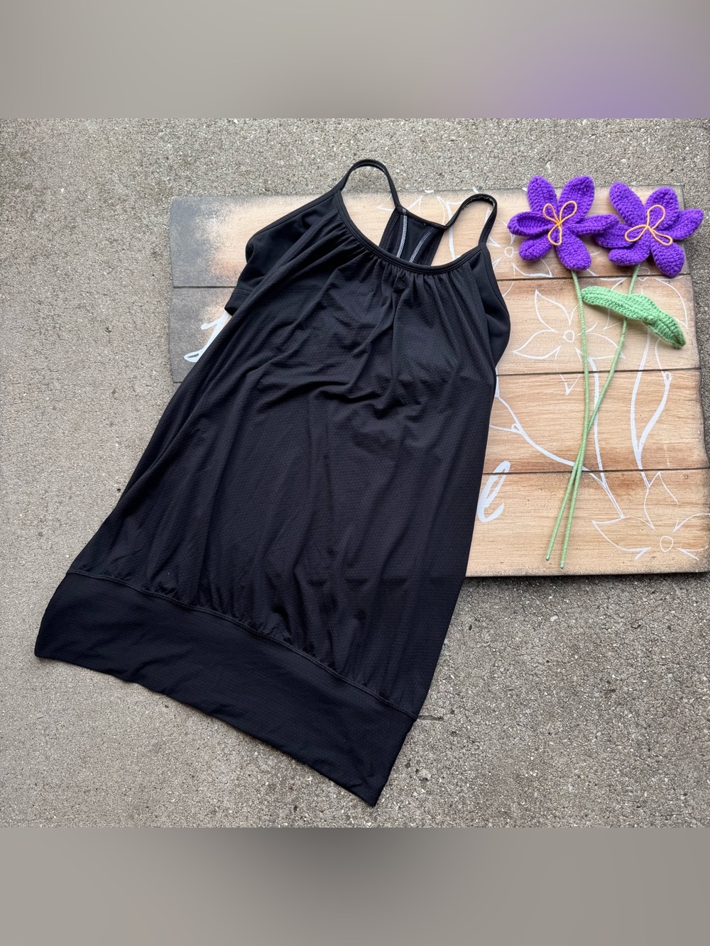 Lululemon Black No Limits Tank Top Size 6